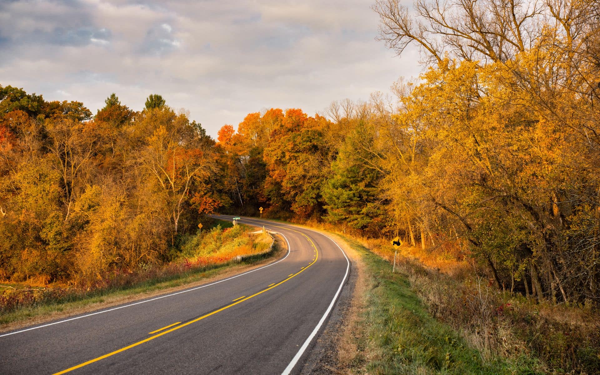 Best Fall Color Drives in Wisconsin in Wisconsin
