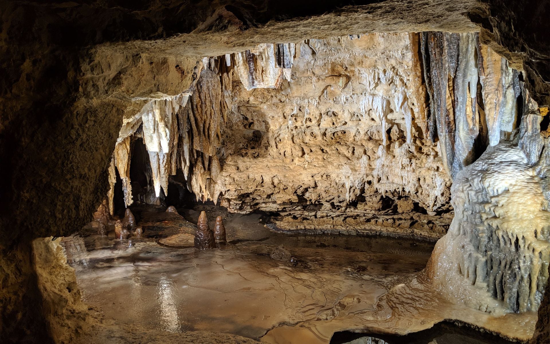 Cave of the Mounds in Wisconsin